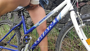 Young Mother wants to Fuck She Fuck a Bike in a Public Park after Class